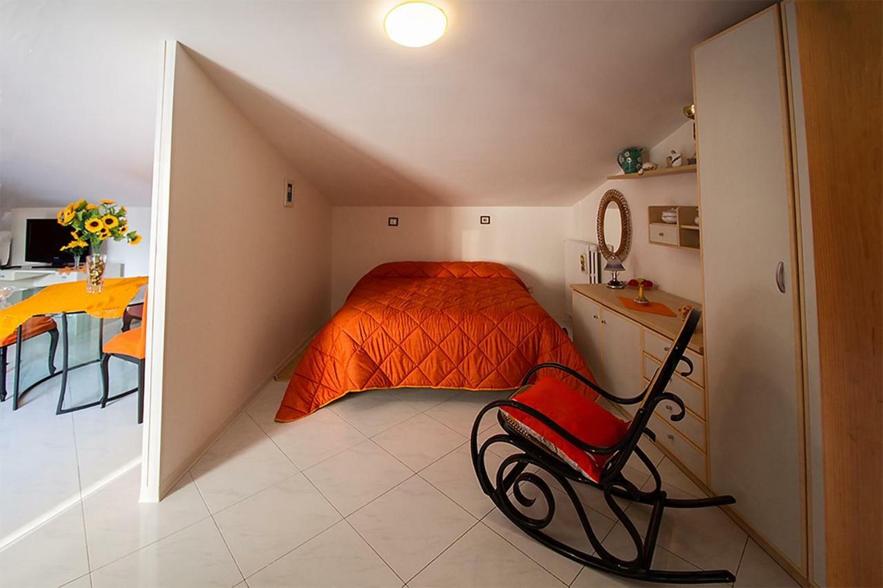 Ferienwohnung Bb Al Centro Di Vietri Exterior foto