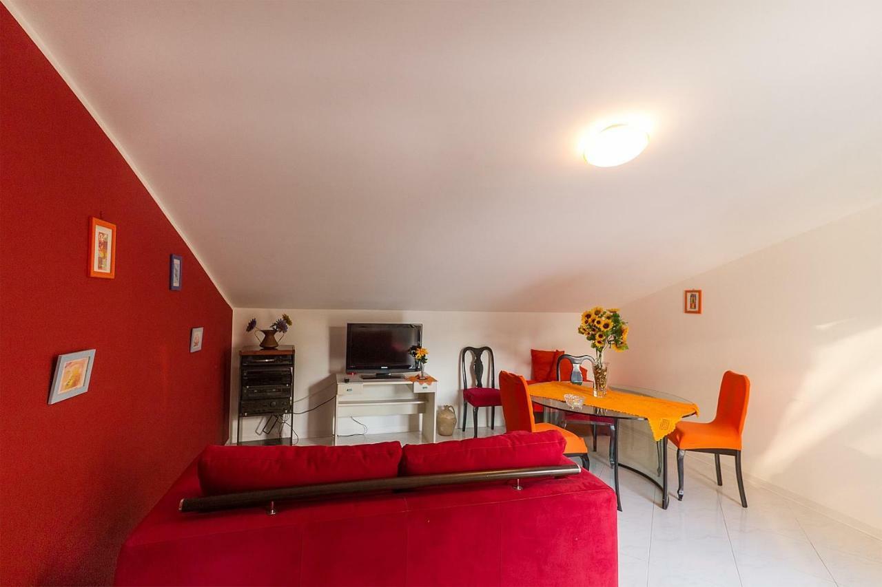 Ferienwohnung Bb Al Centro Di Vietri Exterior foto